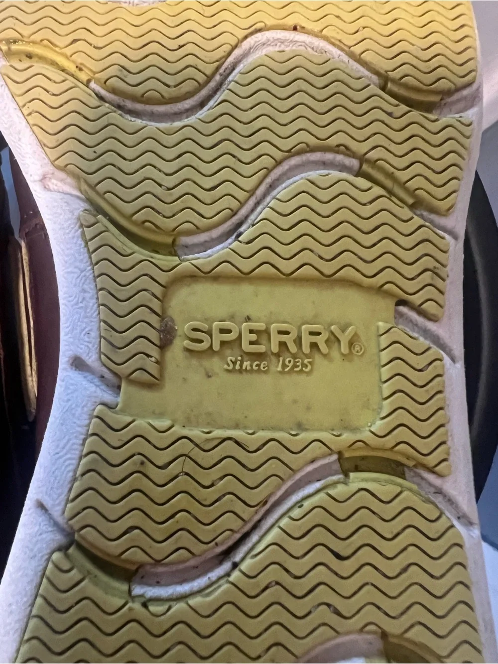 Sperry Dark Brown Leather Boat Shoes with Tan Laces size 10.5
